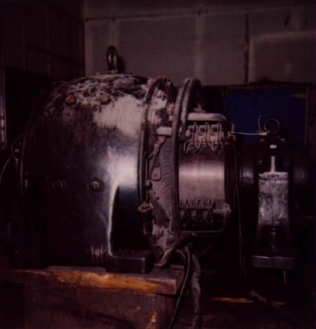 Dcmotor1.jpg (24391 bytes)