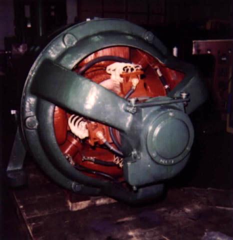 Hoist1.jpg (23627 bytes)