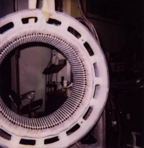 Hoist1.jpg (23627 bytes)