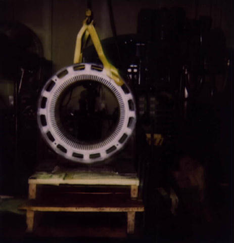 Hoist1.jpg (23627 bytes)